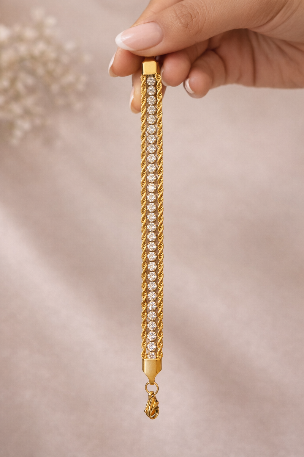 Layered chain bracelet