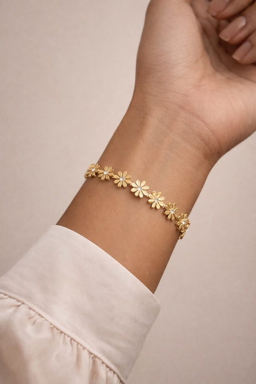 Floral charm bracelet
