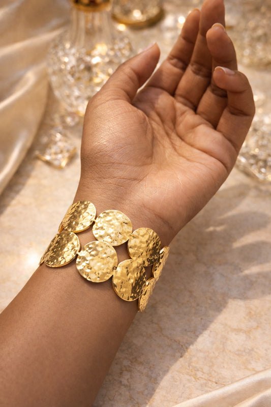 Golden circles bracelet