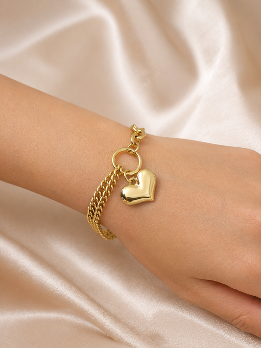 Dangling heart bracelet