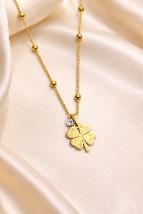 Four leaf clover pendant