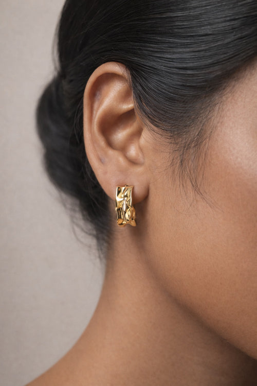 Textured drop half hoops