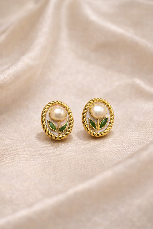 Enamel detailed earrings