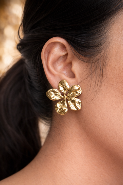 Floral cluster studs